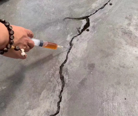 密山混凝土裂缝修补技术详解​